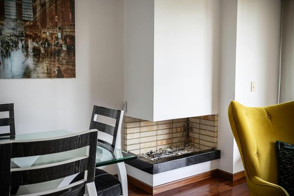 Optimisez votre toit avec un jardin végétal : astuces pour améliorer l"isolation thermique et phonique